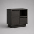 Comodino rettangolare in MDF nero con anta, cassetto e vano aperto, 60 x 40 x 65 cm