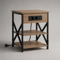 Comodino rettangolare in legno e acciaio con 2 ripiani, prese elettriche e porte USB, marrone rovere e nero, 40 × 35 × 60 cm